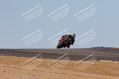 media/Feb-06-2025-Racers Edge (Thu) [[c17ed6f7b1]]/2-B Group/Session 4 End (Turn 10 Backside)/